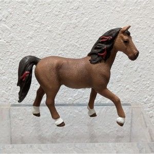 Schleich Horse Club Cayenne Horse Figure Quarter Horse Red Ribbons 2017